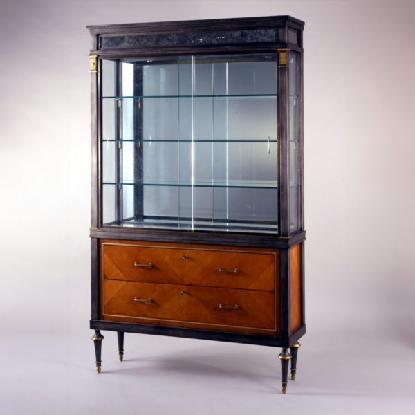 Louis Süe vitrine fer forgé placage merisier modèle salons Guillaume vers 1948