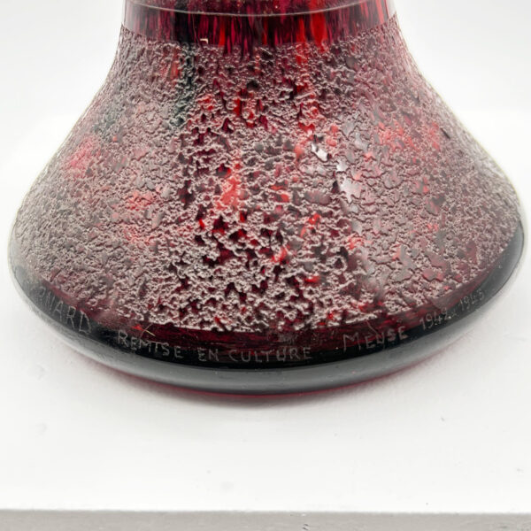 Vase cornet en verre mauve dégagé à l’acide, Daum Nancy, vers 1940, vue 3