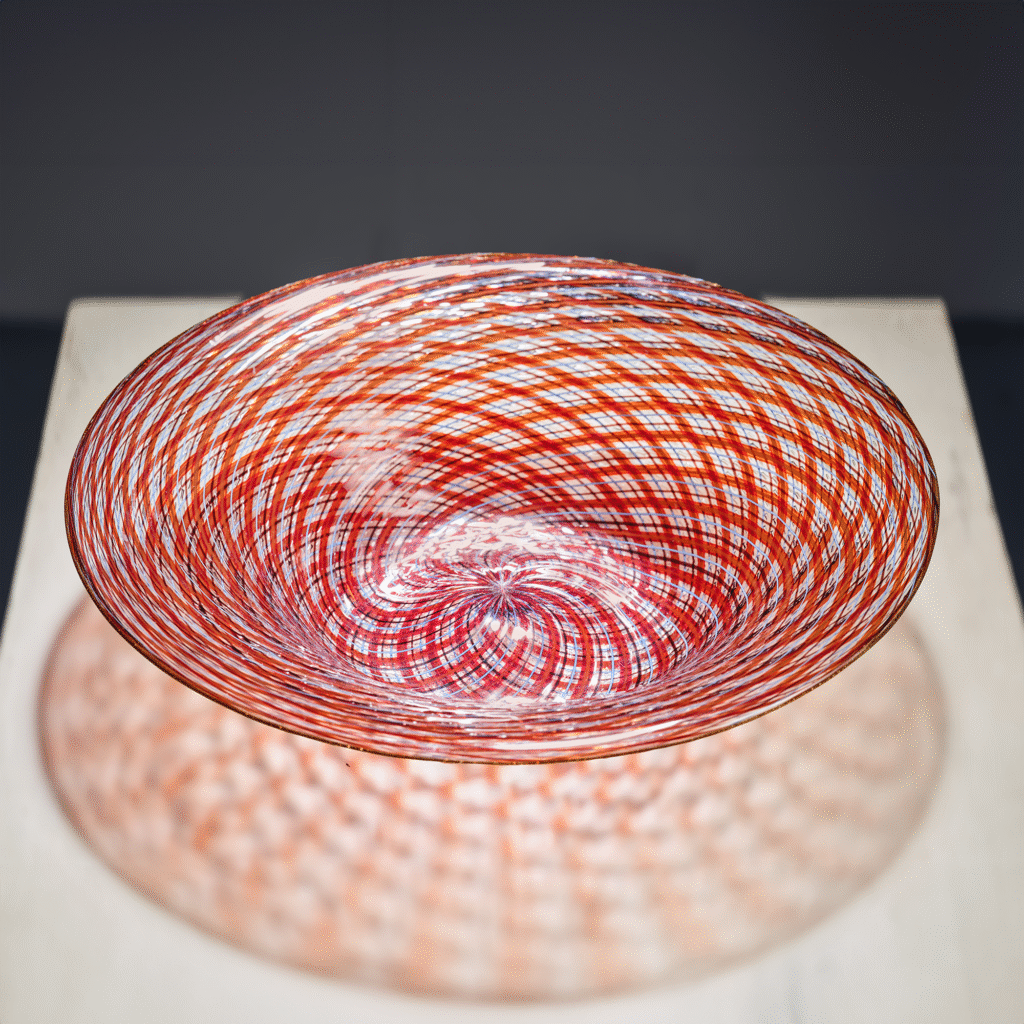 Coupe « Reticello » en verre soufflé, MVM Cappellin, Murano, vers 1930