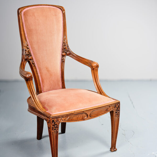 “Les Tomates” high-back armchair, Louis Majorelle (1859-1926), circa 1904, view 2