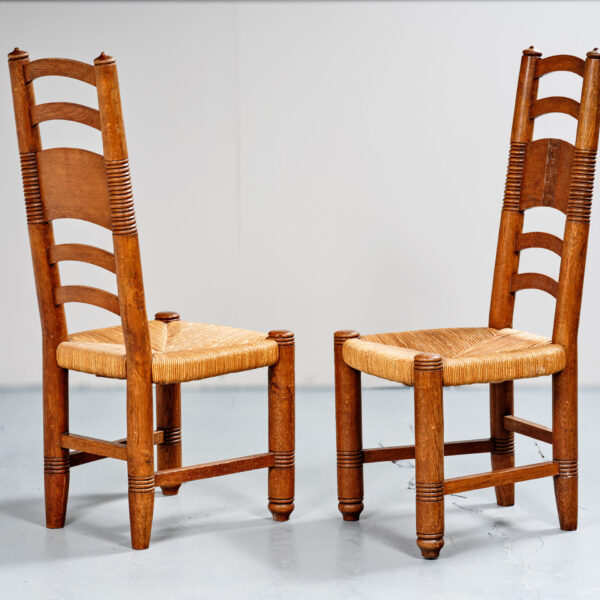 Pair of high-back chairs in carved oak, French work, 1940s-1960s, view 3