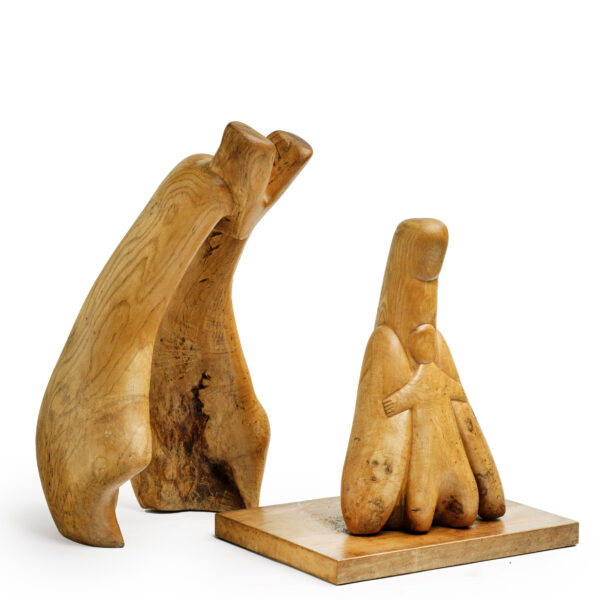 “Le Renard, la Femme et l’Enfant”, wood sculpture, Gérard Voisin (1933-2018), circa 1970, view 2