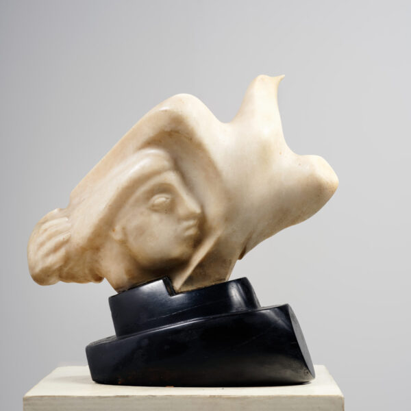 « Femme à l’oiseau » en albâtre, Maurice Lambert (1901-1964), vers 1930, vue 2