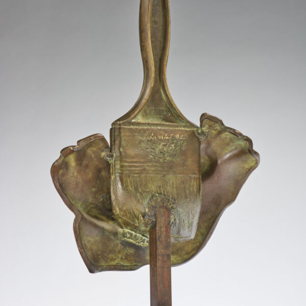 Buste stylisé en bronze, Andrey Lekarski (né en 1940), 1992, vue 3