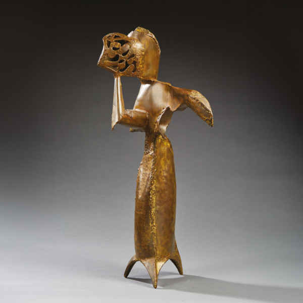 James Metcalf femme avec masque sculpture métal soudé ca. 1960 H. 72 cm