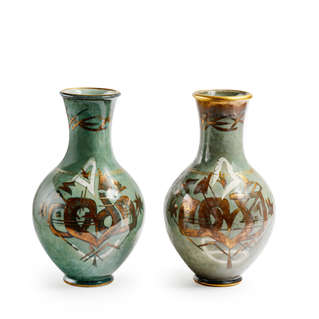 Paire de vases en porcelaine céladon, Sèvres, décor de R. Sivault