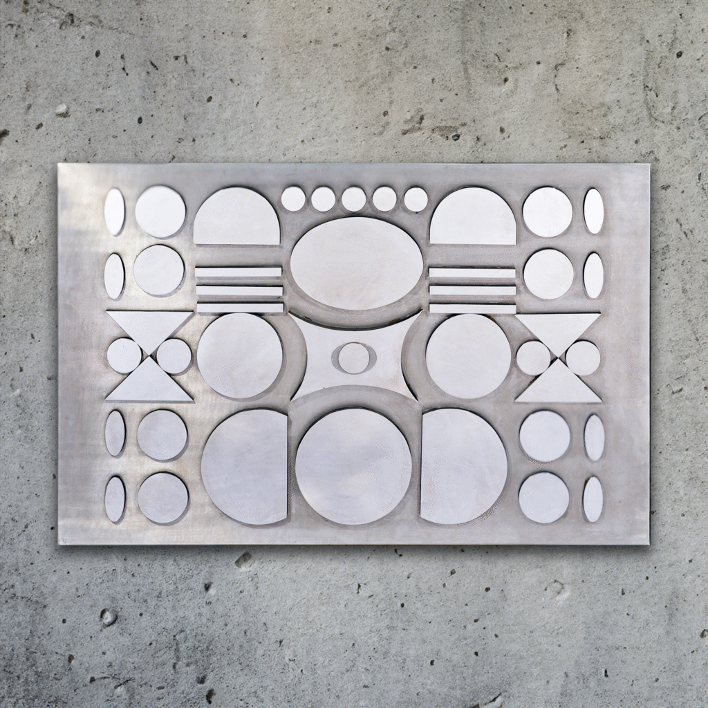 Midaform « Enkil » en acier et bois peint, Michel Degand (1934-2021), 1978
