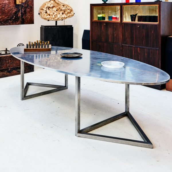 Maison et Jardin Françoise See grande table ovale métal chromé vers 1970