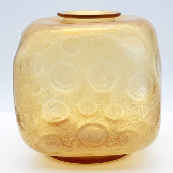 Vase « Serica » n°37 en verre ambré craquelé, A.D. Copier (1901-1991) pour Leerdam, vers 1932, vue 3
