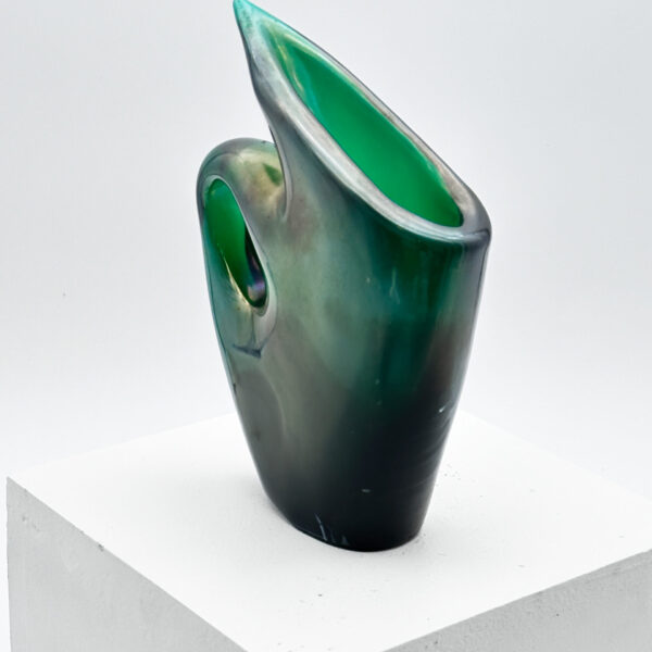 “Anse Volante” vase in iridescent glass, Giorgio Ferro (b. 1931) for A.V.E.M., circa 1950, view 2
