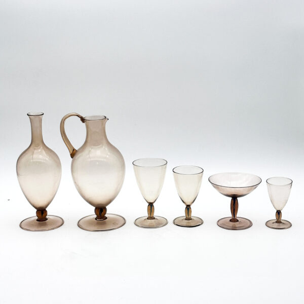 Service de verres et carafes en verre rose, Carlo Scarpa (1906-1978) pour MVM Cappellin, vue 2