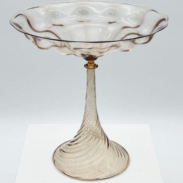 Footed bowl vase in pink glass, Vittorio Zecchin (1878-1947) for MVM Cappellin, circa 1925, view 3