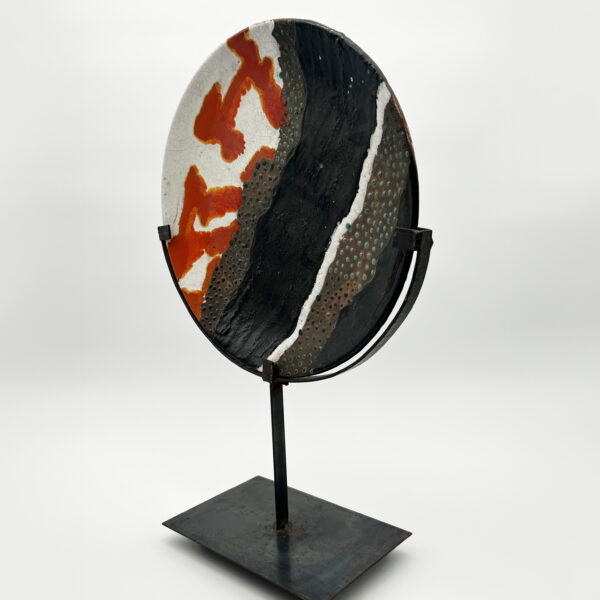 Plat creux en céramique émaillée à décor de pois, Primavera, vers 1930, vue 2