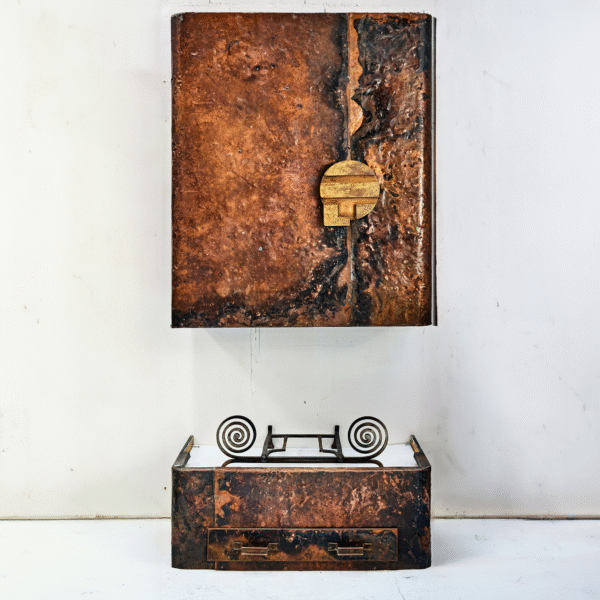 Cheminée plaques cuivrées métal cuivré travail années 1970 1980