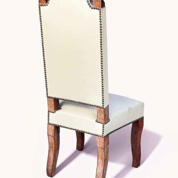 Suite de dix chaises à haut dossier en chêne cérusé, Félix Davin (1902-1976), vers 1940, vue 4