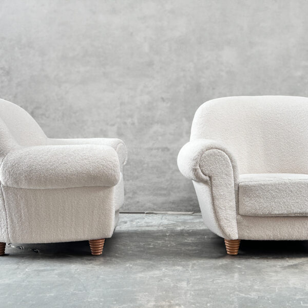 Pair of armchairs with curved backs in the manner of André Groult, French work, circa 1935, view 3