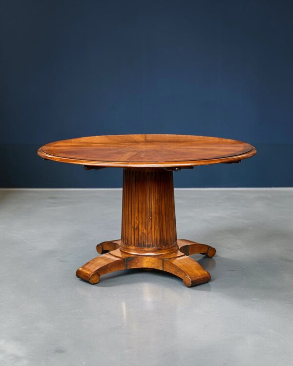 Table ronde à rallonges, attribuée à Alfred Porteneuve (1896-1949), vers 1940