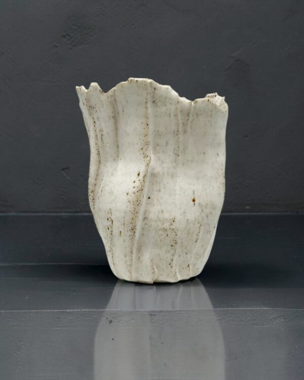 Vase « Coral » en céramique émaillée blanche, vers 1990