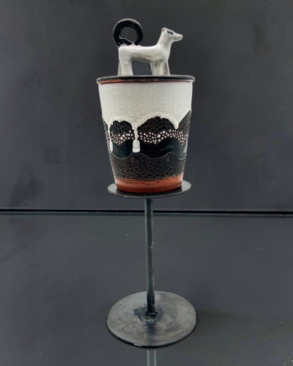 Boîte couverte en céramique au chien, Primavera et CAB Bordeaux, vers 1928