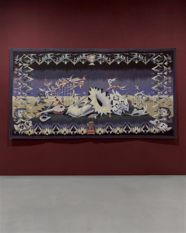 Tapisserie d’Aubusson « Instruments de musique lunaire »
