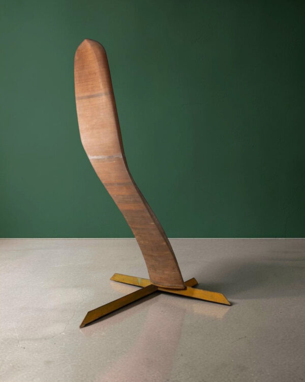 Grande sculpture abstraite en disques de bois empilés, vers 1970