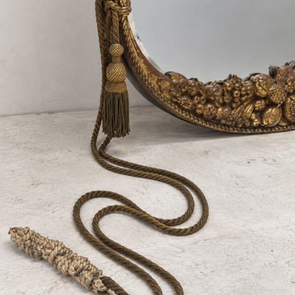 Miroir ovale en bois doré sculpté, attribué à Paul Follot (1877-1941), vers 1925, vue 3
