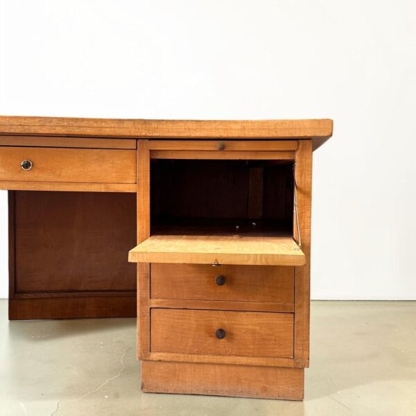 Bureau aux lignes courbes en placage de bois clair, Jacques Adnet (1900-1984), vers 1940, vue 5