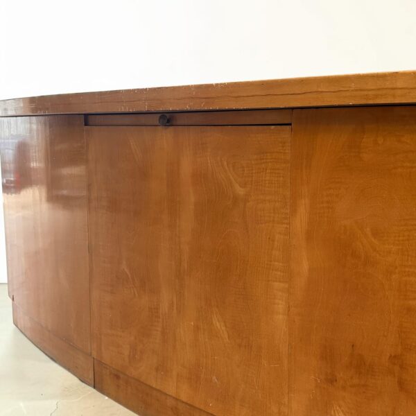 Bureau aux lignes courbes en placage de bois clair, Jacques Adnet (1900-1984), vers 1940, vue 9