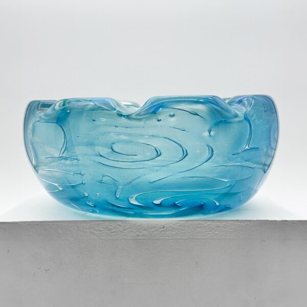 Grand bol « Unica » en verre soufflé bleu clair, A.D. Copier (1901-1991) pour Leerdam, 1958, vue 3
